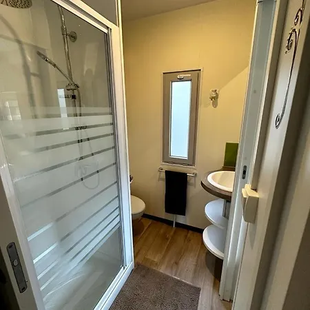 Mobil 3 Avec Jacuzzi キャンプ場 Le Grau-dʼAgde