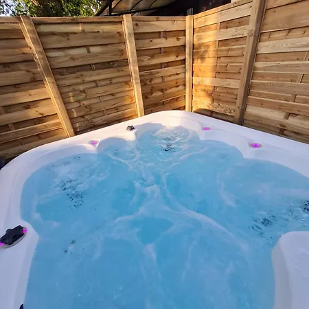 Mobil 3 Avec Jacuzzi * Le Grau-dʼAgde